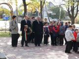 2011.10.22.-Koszorúzás az '56-os emlékműnél